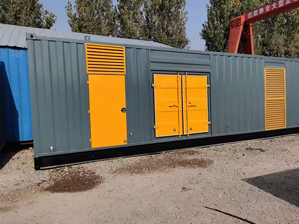 平顶山300kw 柴油发电机组用多大的空气开关？