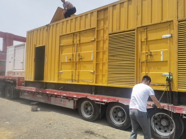 平顶山除了负载情况和发动机维护，还有哪些因素会影响 200kw 柴油发电机的油耗？